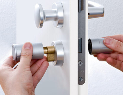 Срочное аварийное открытие замков в Богдановиче